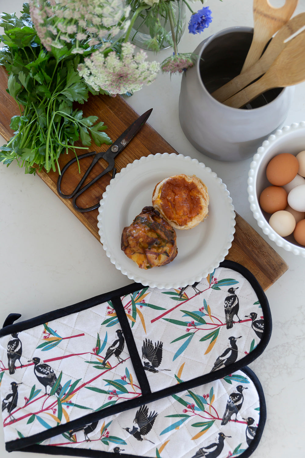 Magpie Double Handed Oven Glove