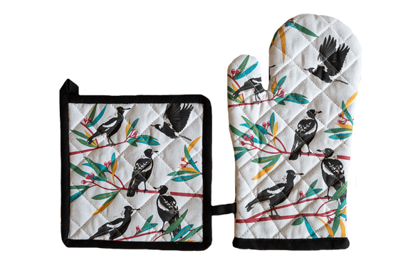 Magpie Oven Glove and Pot Holder set
